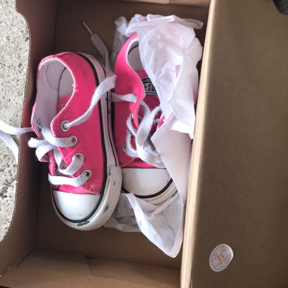 Pink size 5 converse
